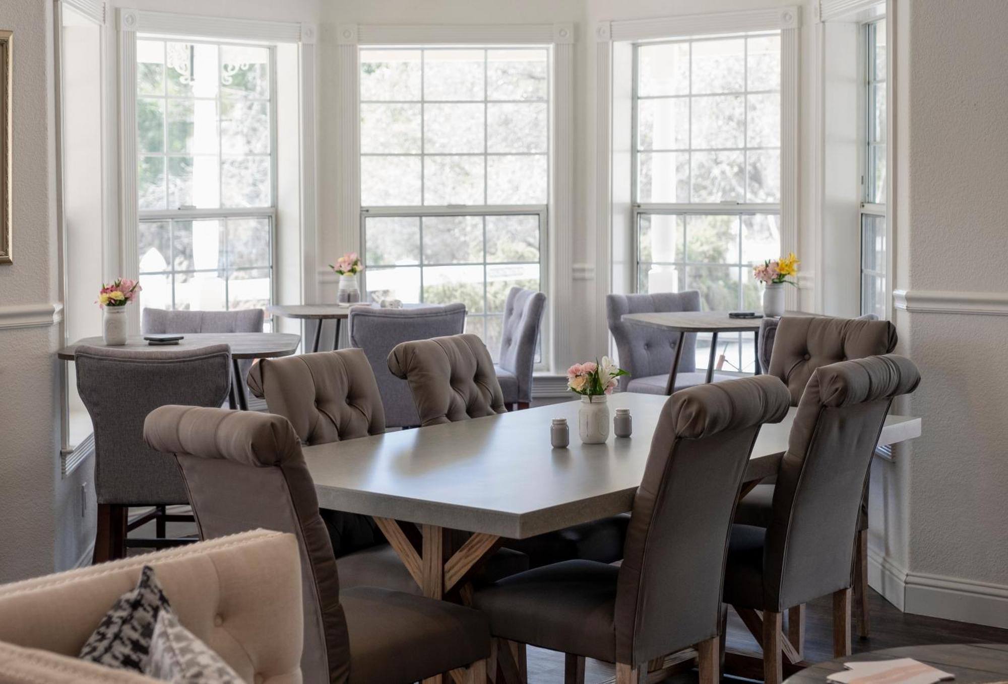 Hounds Tooth Inn Oakhurst Eksteriør billede