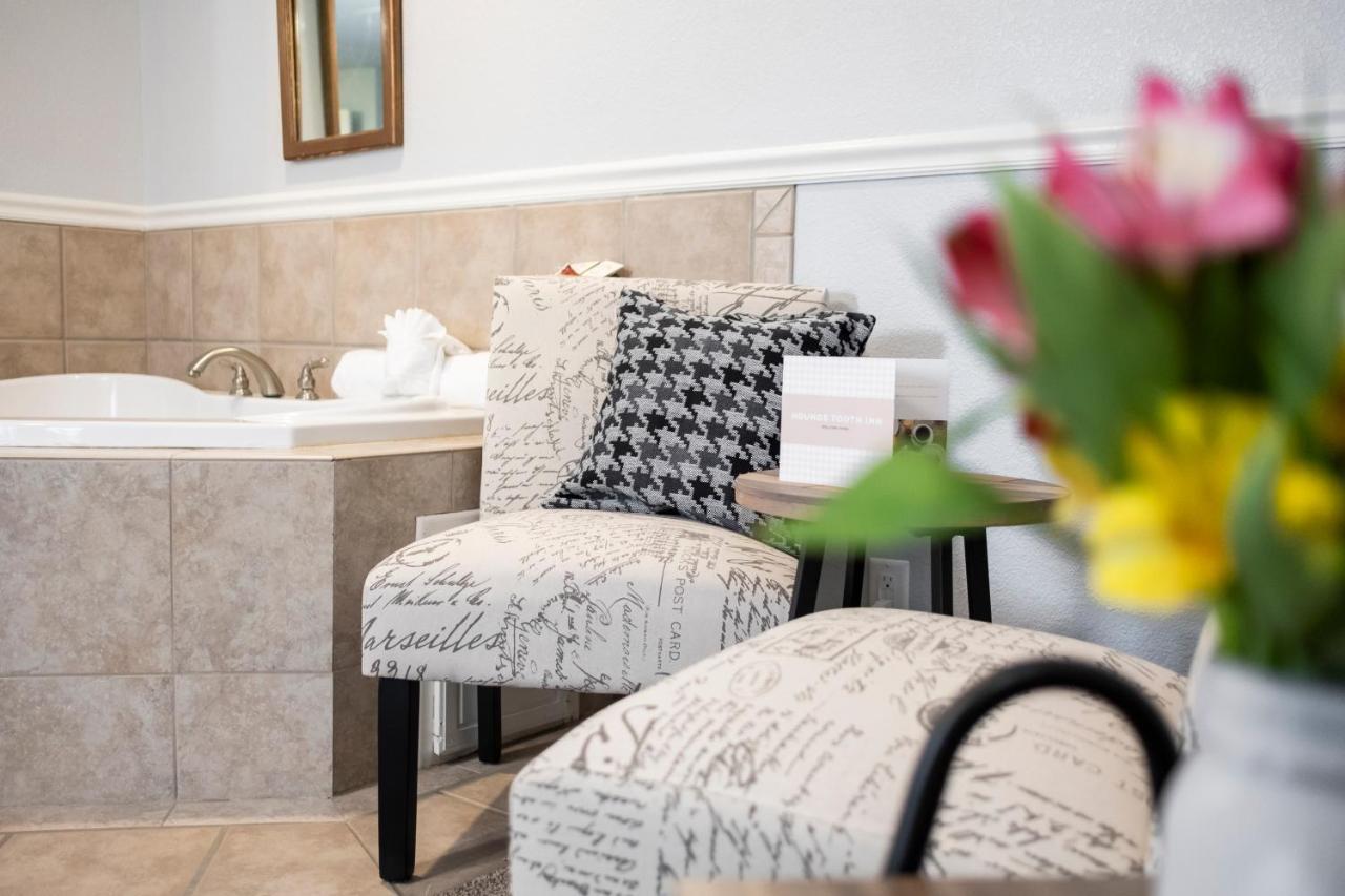 Hounds Tooth Inn Oakhurst Eksteriør billede