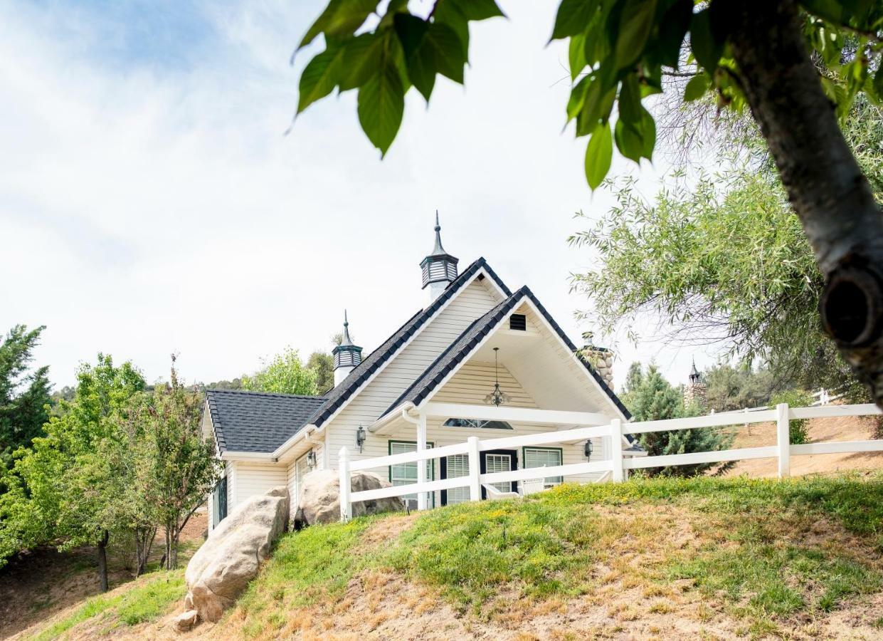 Hounds Tooth Inn Oakhurst Eksteriør billede