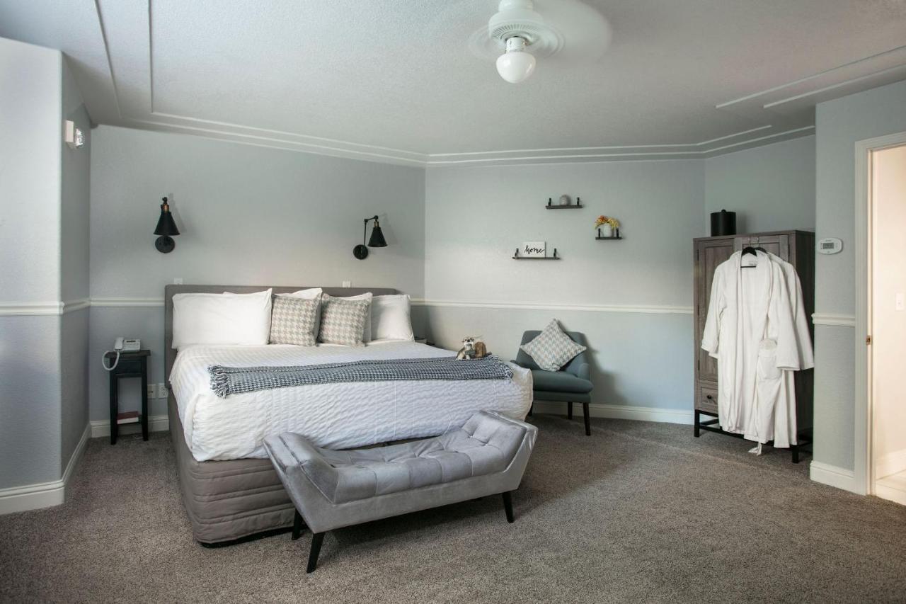 Hounds Tooth Inn Oakhurst Eksteriør billede