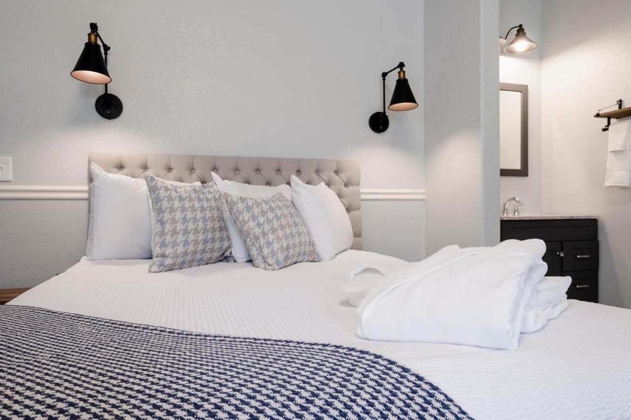 Hounds Tooth Inn Oakhurst Eksteriør billede