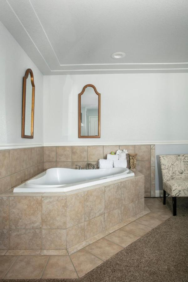 Hounds Tooth Inn Oakhurst Eksteriør billede